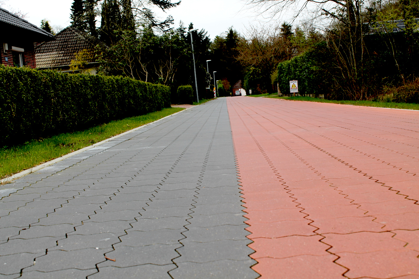 Barrierefreiheit im Fokus: Vorteile des Verzichts auf hohe Bordsteine